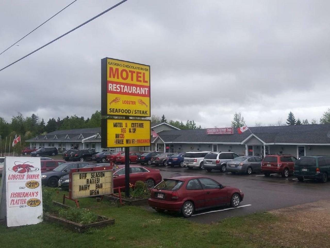 Fundy Rocks Motel Hopewell Cape Exterior photo